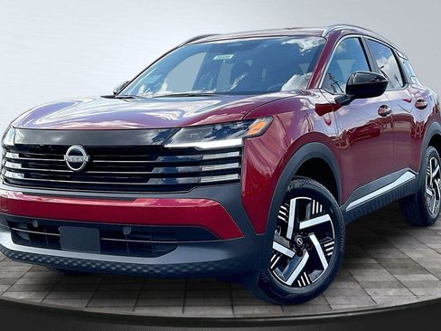 New 2026 Nissan Kicks SV FWD image 2