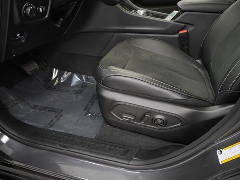 New 2026 Jeep Grand Cherokee Altitude AWD/4WD image 29