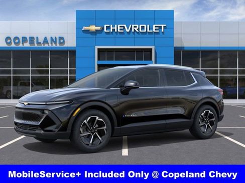 New 2026 Chevrolet Equinox EV LT image 2