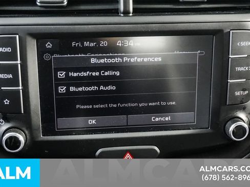 Used 2025 Kia Soul LX image 32