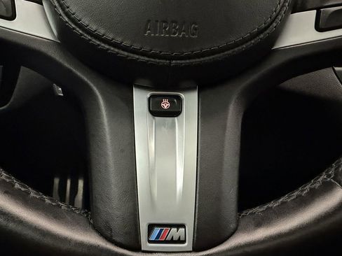Used 2019 BMW M550i xDrive image 11