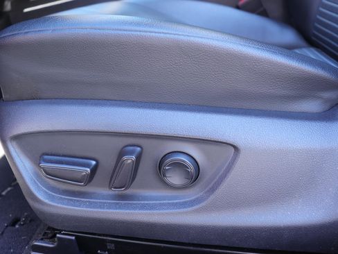 Used 2021 Toyota Camry SE image 20