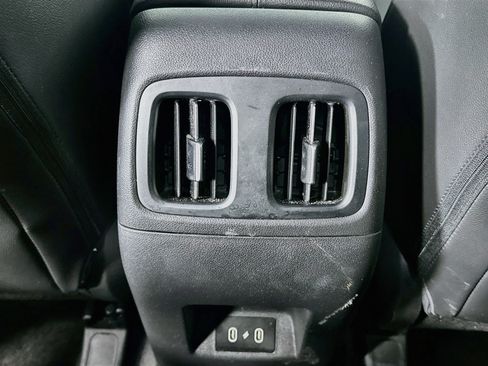 Used 2025 Hyundai Santa Cruz SEL FWD image 28