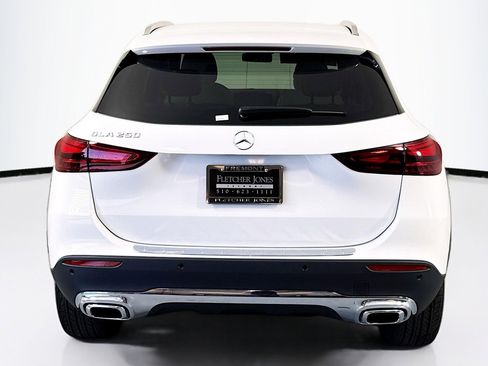 New 2025 Mercedes-Benz GLA 250 image 6