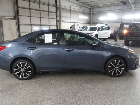 Used 2018 Toyota Corolla XSE FWD image 8