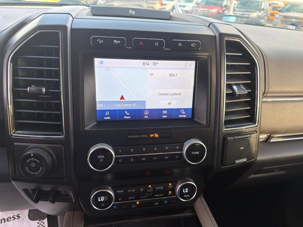 Used 2021 Ford Expedition Max Limited AWD/4WD image 21