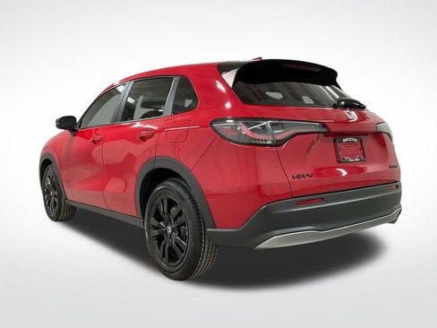 Certified 2026 Honda HR-V Sport image 2