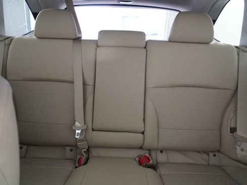 Used 2019 Subaru Outback 2.5i Limited AWD/4WD image 31