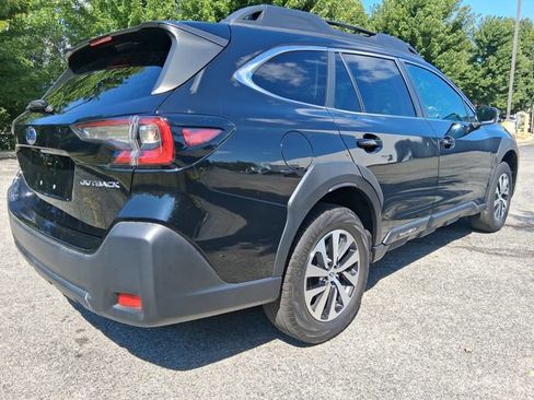 Used 2024 Subaru Outback Premium AWD/4WD image 5