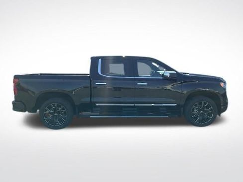 Certified 2023 Chevrolet Silverado 1500 High Country w/ High Country Premium Package AWD/4WD image 16