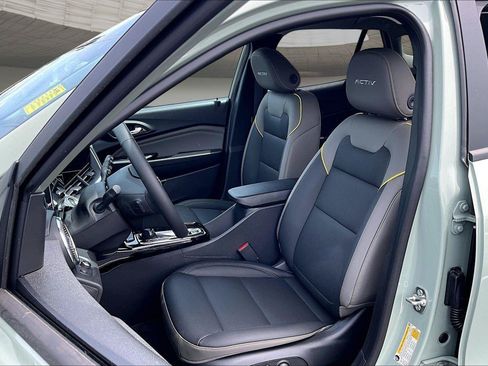 New 2026 Chevrolet Trax ACTIV w/ Driver Confidence Package FWD image 29