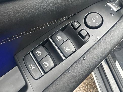 Used 2024 BMW X5 xDrive40i w/ Parking Assistance Package image 28