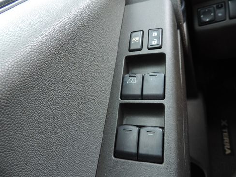 Used 2015 Nissan Xterra S w/ Value Package RWD image 22