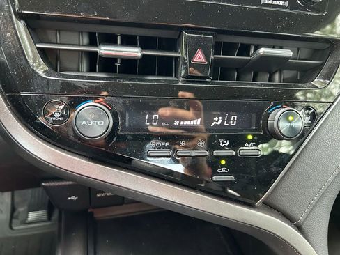 Used 2023 Toyota Camry LE FWD image 27