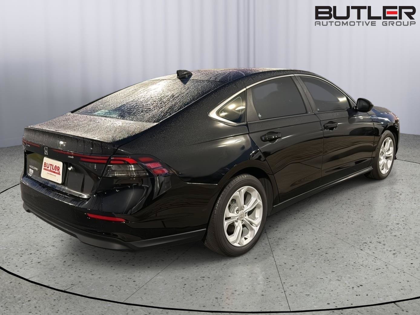 Used 2025 Honda Accord LX image 6