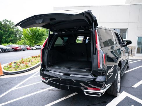 Used 2024 Cadillac Escalade ESV Premium Luxury w/ LPO, Floor Liner Package RWD image 51