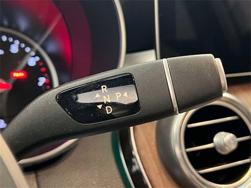 Used 2019 Mercedes-Benz C 300 4MATIC Sedan image 24