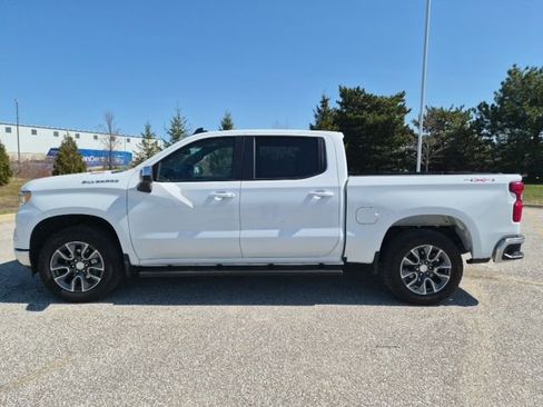 Certified 2025 Chevrolet Silverado 1500 LT image 10