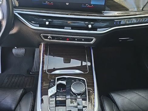 Used 2023 BMW X7 xDrive40i image 23