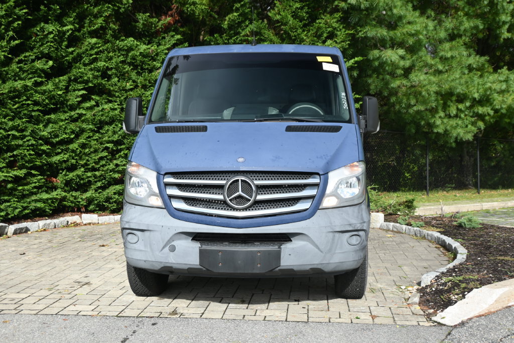 Used 2015 Mercedes-Benz Sprinter 2500 image 10