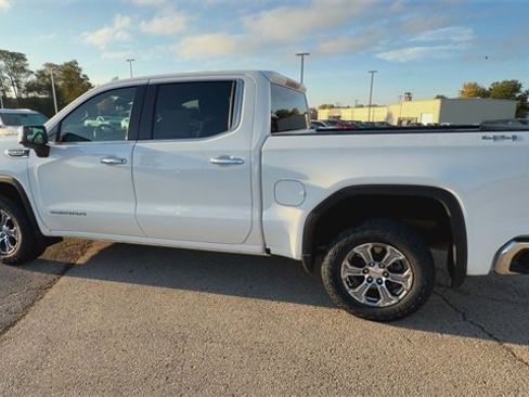 Used 2024 GMC Sierra 1500 SLT image 38