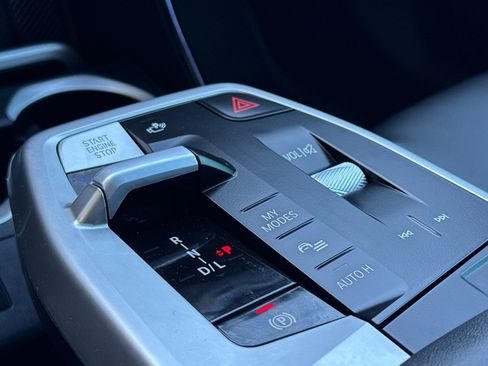 Used 2025 BMW X1 xDrive28i w/ Premium Package image 26