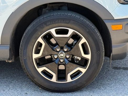 Used 2023 Ford Bronco Sport Outer Banks w/ Tech Package AWD/4WD image 12