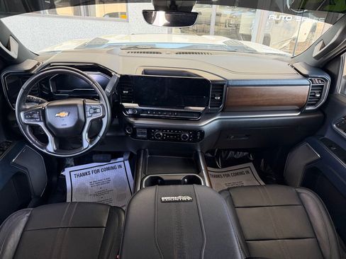 Used 2024 Chevrolet Silverado 3500 High Country w/ Technology Package AWD/4WD image 32