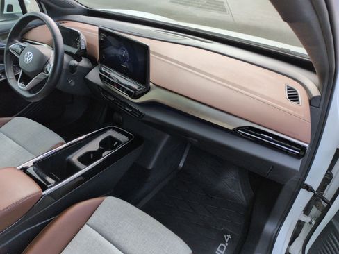 Used 2023 Volkswagen ID.4 Pro image 32