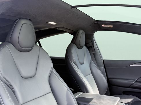 Used 2023 Tesla Model X Plaid AWD/4WD image 56