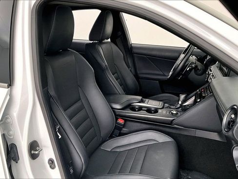 Used 2023 Lexus IS 350 F Sport w/ Memory Package RWD image 9