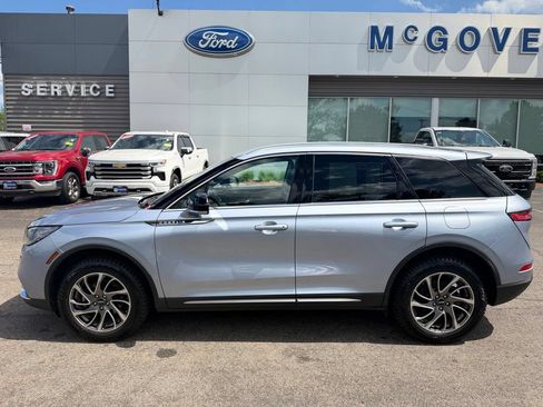 Used 2022 Lincoln Corsair AWD w/ Equipment Group 101A image 6