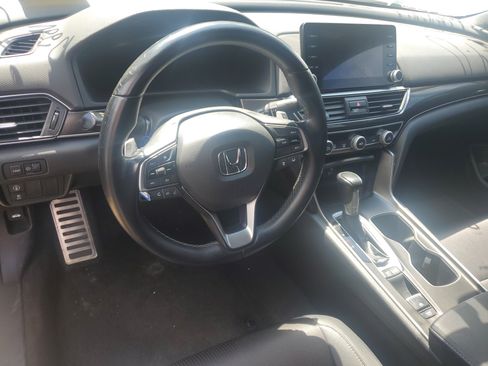 Used 2019 Honda Accord Sport image 7
