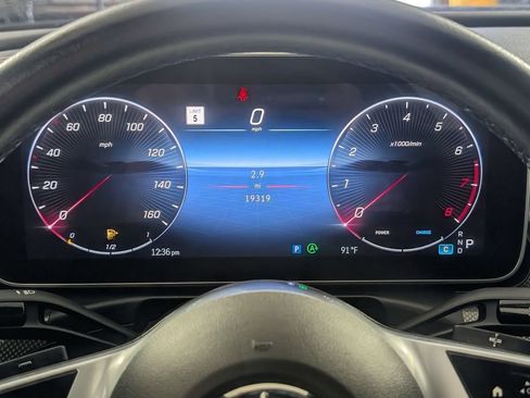 Used 2024 Mercedes-Benz C 300 Sedan image 18