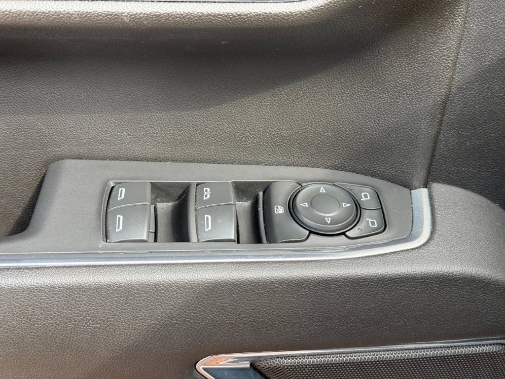 Used 2024 Chevrolet Silverado 1500 LT AWD/4WD image 11