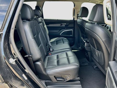 Used 2022 Kia Telluride EX FWD image 23