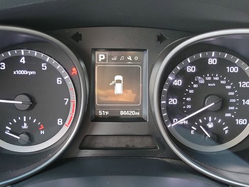 Used 2018 Hyundai Santa Fe SE image 10