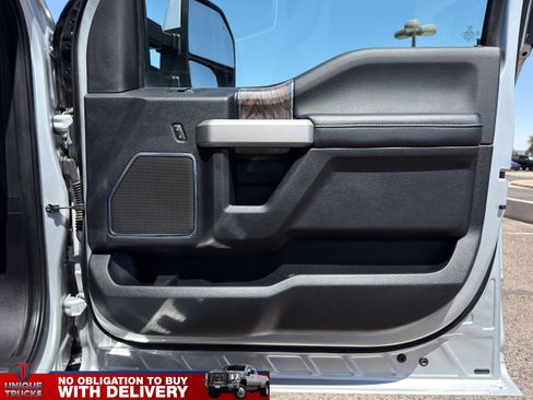 Used 2019 Ford F250 Lariat w/ Lariat Value Package AWD/4WD image 30