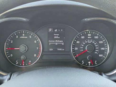 Used 2017 Kia Forte LX w/ LX Popular Package image 11