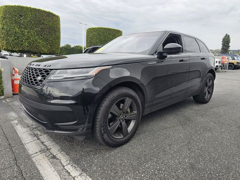 Used 2019 Land Rover Range Rover Velar S image 4