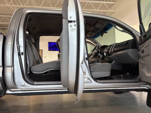 Used 2015 Toyota Tacoma 4x4 Double Cab image 20