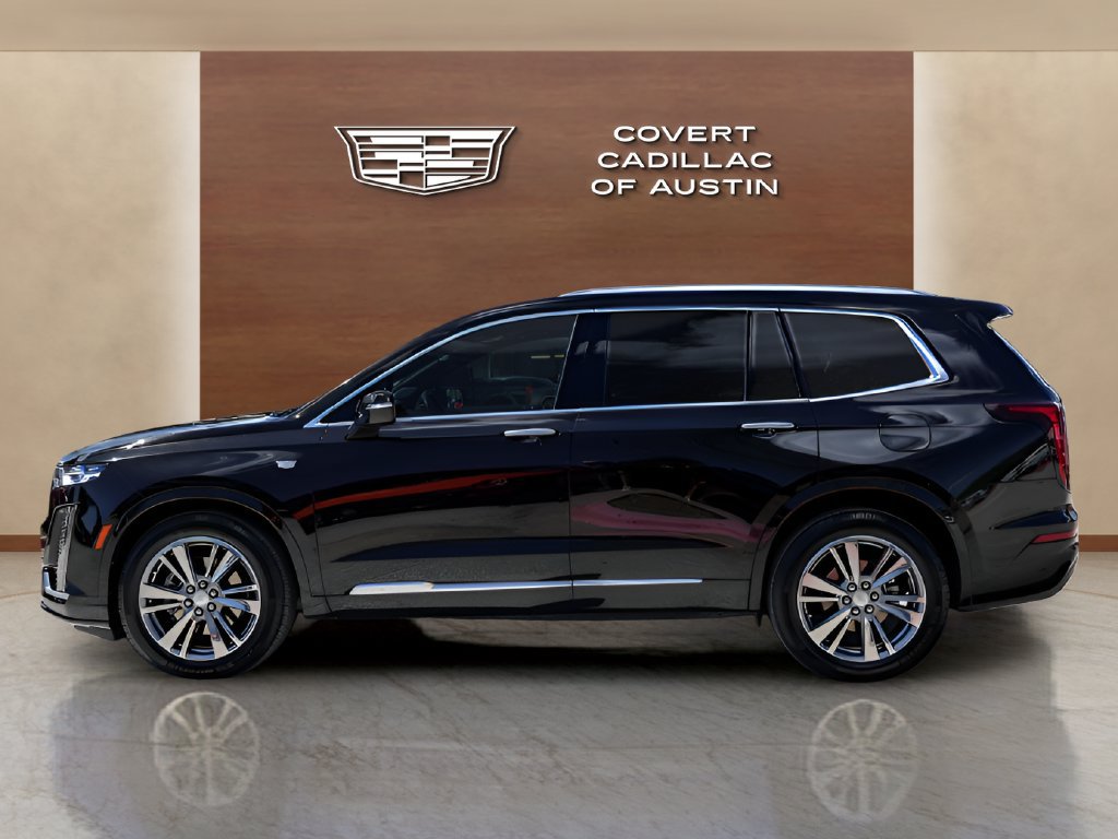 Used 2025 Cadillac XT6 Premium Luxury FWD image 2