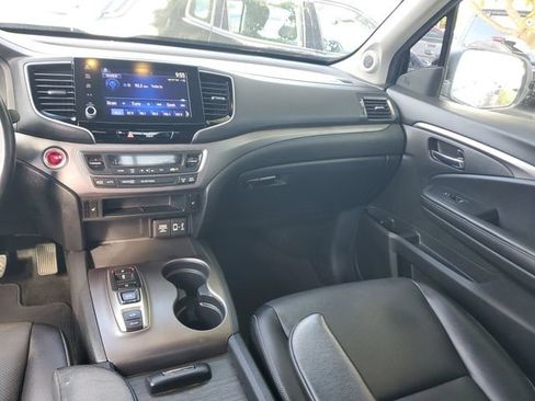 Used 2023 Honda Ridgeline RTL image 17