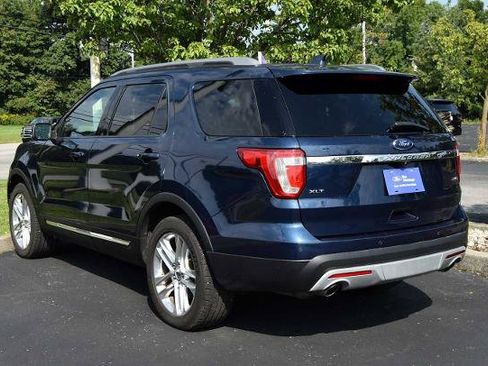 Certified 2017 Ford Explorer XLT w/ Equipment Group 202A AWD/4WD image 5
