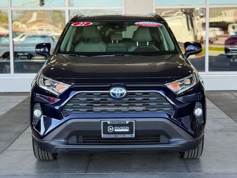 Certified 2021 Toyota RAV4 XLE Premium image 5