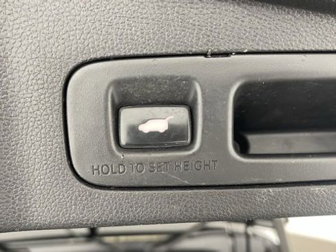 Used 2017 Honda CR-V Touring image 47