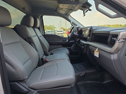 New 2026 Ford F350 XL w/ FX4 Off-Road Package image 11
