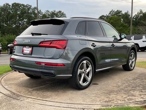Used 2020 Audi Q5 2.0T Titanium Premium Plus AWD/4WD image 7
