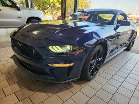 Used 2020 Ford Mustang GT Premium w/ Equipment Group 401A RWD image 3