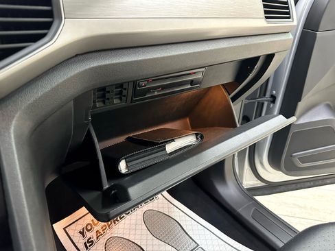 Used 2019 Volkswagen Atlas SE image 31